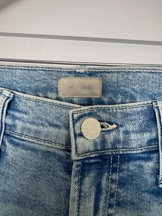 MOTHER The Insider Crop Step Chew in Drinking By The Pool - Picture 4 of 7